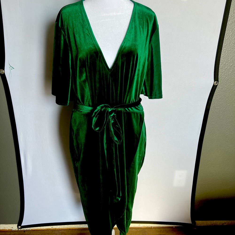 Club L London Plus plunge wrap skirt dress